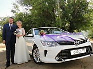 Стильный свадебный кортеж для Вас! Машины и украшения на свадебные авто у нас!